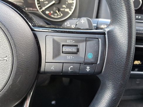 Used 2021 Nissan Rogue SV AWD/4WD image 22