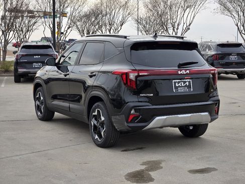 New 2026 Kia Seltos S image 3