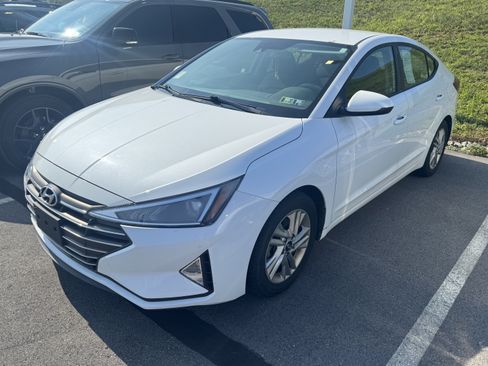 Used 2020 Hyundai Elantra SEL w/ Cargo Package (C1) FWD image 3