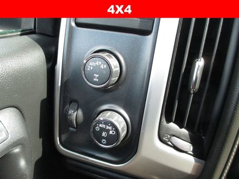 Used 2018 GMC Sierra 1500 SLT w/ SLT Premium Package image 23