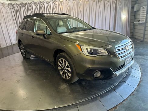 Used 2015 Subaru Outback 2.5i Limited w/ Protection Package #1 AWD/4WD image 2