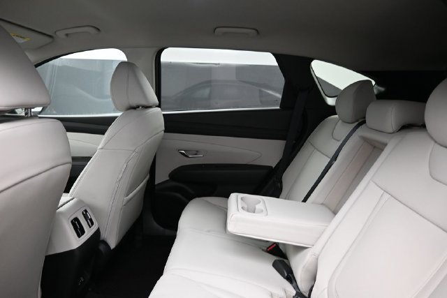 New 2026 Hyundai Tucson SEL Plus AWD/4WD image 18