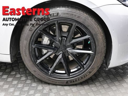 Used 2018 Tesla Model 3 Long Range AWD/4WD image 25