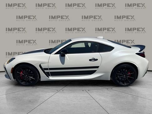 Used 2024 Toyota GR86 TRUENO Edition RWD image 2