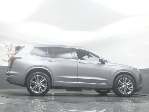 Used 2024 Cadillac XT6 Premium Luxury w/ Technology Package AWD/4WD image 54