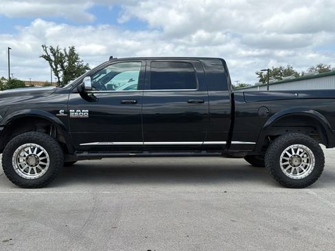 Used 2018 RAM 2500 Limited image 9