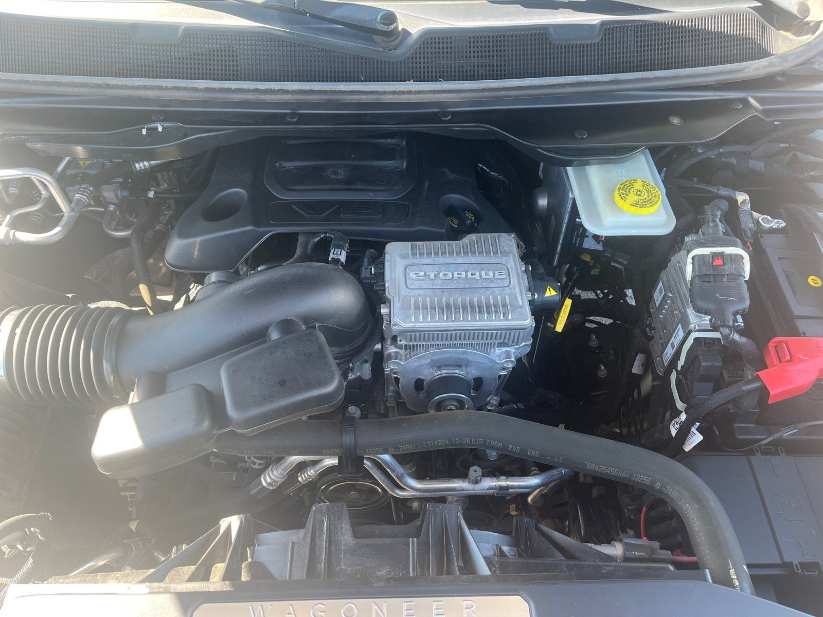 Used 2022 Jeep Wagoneer Series II AWD/4WD image 9