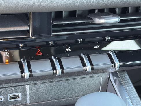 New 2026 GMC Canyon Elevation image 18