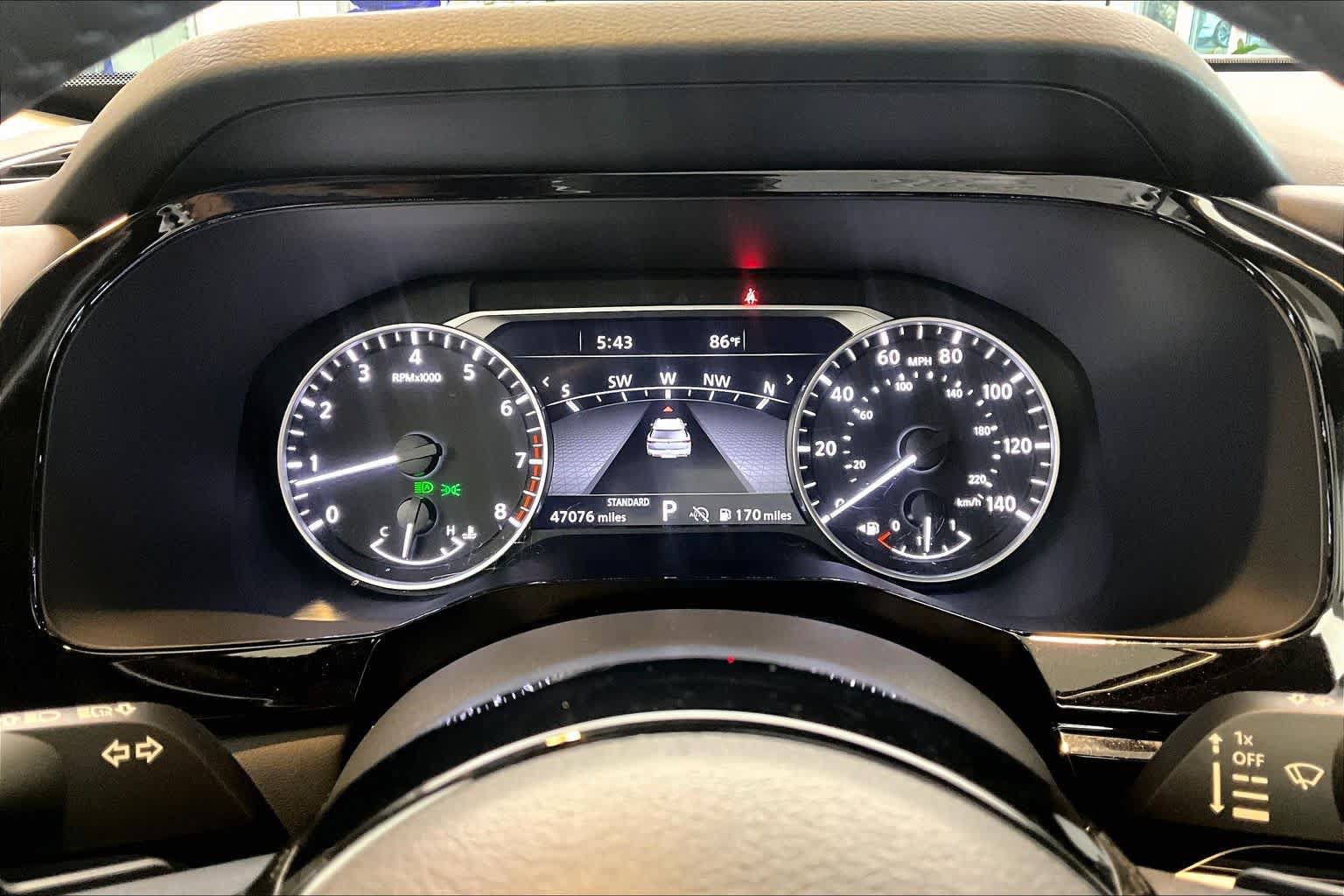Used 2024 Nissan Pathfinder SL FWD image 25