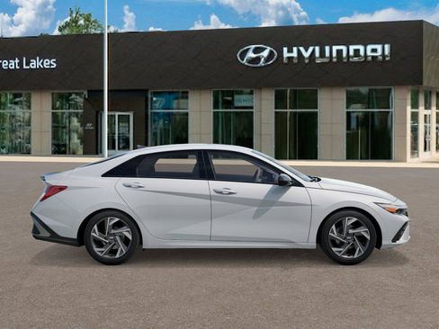 New 2026 Hyundai Elantra SEL Sport Premium image 7