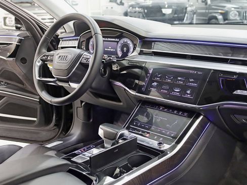 Used 2019 Audi A8 L 3.0T w/ Executive Package image 36