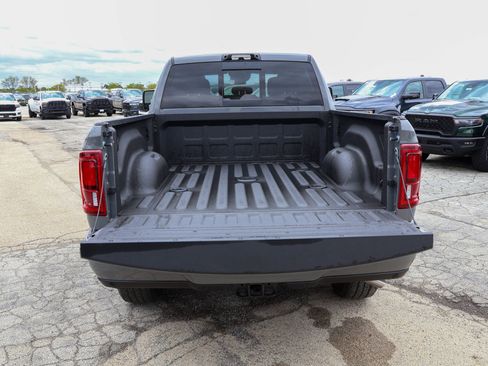 New 2026 RAM 2500 Big Horn AWD/4WD image 14