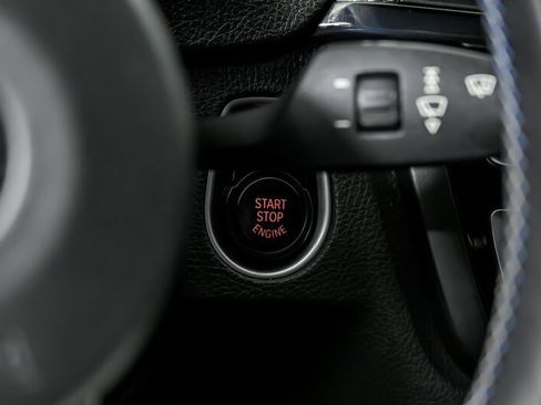 Used 2015 BMW M4 image 29