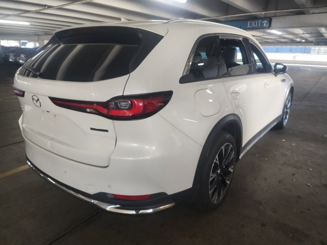 Used 2024 MAZDA CX-90 Plug-In Hybrid w/ Premium Plus AWD/4WD image 3