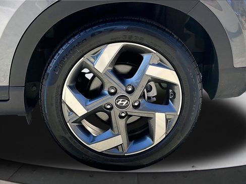 Used 2023 Hyundai Venue SEL w/ Cargo Package image 33