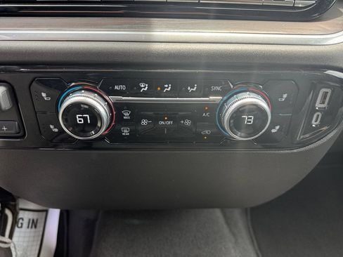 Used 2026 GMC Sierra 1500 SLT AWD/4WD image 42
