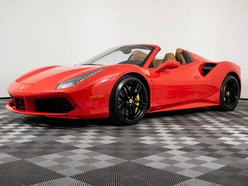 Used 2017 Ferrari 488 Spider RWD image 2