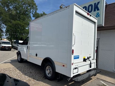 New 2025 Chevrolet Express 3500 w/ Power Convenience Package image 6