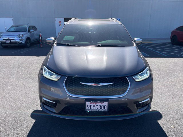 Used 2022 Chrysler Pacifica Pinnacle FWD image 8