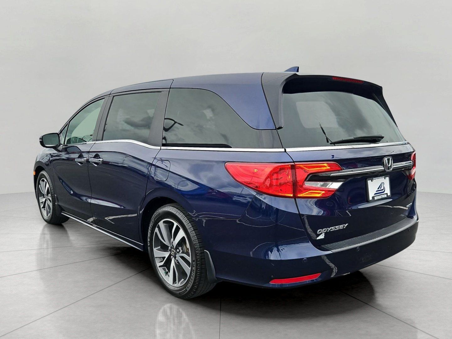 Used 2024 Honda Odyssey Touring image 6