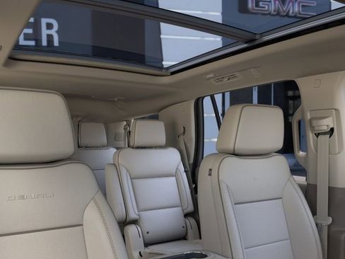 New 2026 GMC Yukon Denali w/ Sun & Power Step Package AWD/4WD image 24