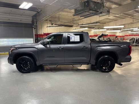 Used 2024 Toyota Tundra SR5 image 7