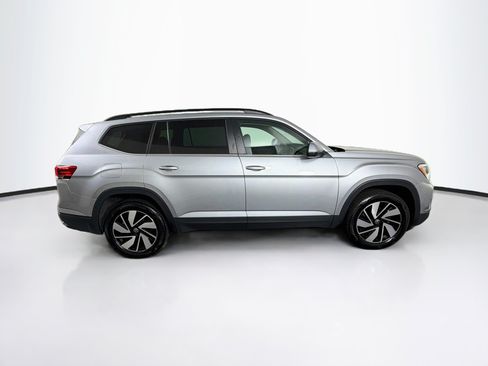 Used 2025 Volkswagen Atlas SE FWD image 10
