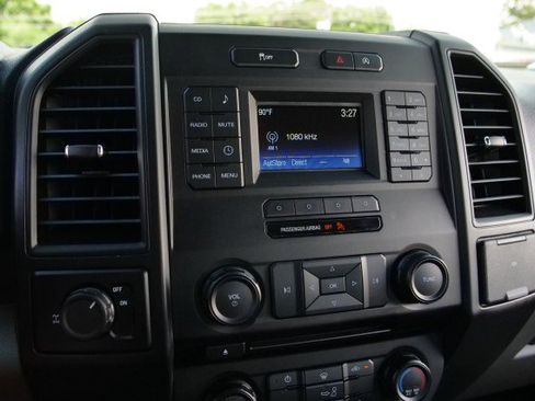 Used 2015 Ford F150 XL w/ Equipment Group 101A Mid RWD image 10