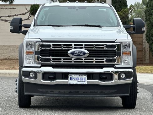 New 2026 Ford F450 XL w/ XL Chrome Package RWD image 9