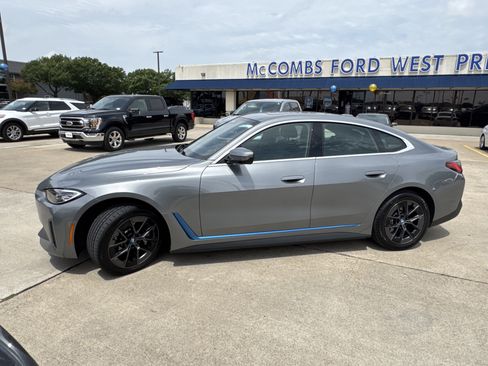 Used 2024 BMW i4 xDrive40i image 11