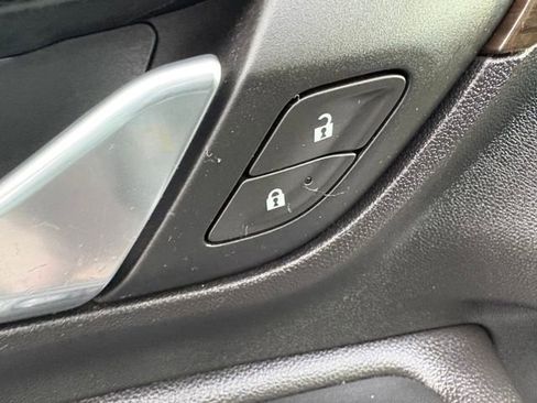 Used 2018 GMC Terrain Denali w/ Comfort Package image 15