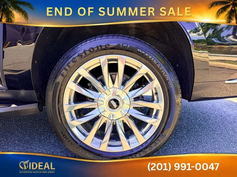 Used 2022 Cadillac Escalade ESV Premium Luxury AWD/4WD image 47