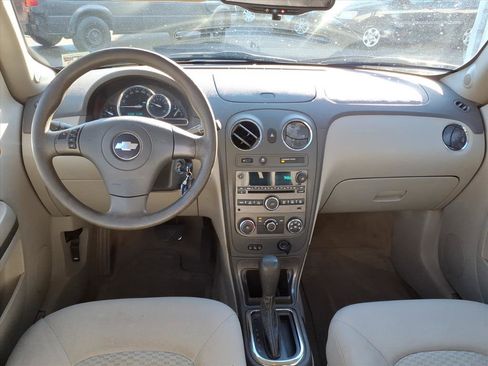 Used 2009 Chevrolet HHR LT image 7
