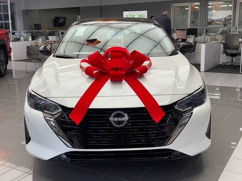 New 2025 Nissan Sentra SR image 8