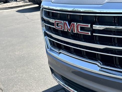 Used 2022 GMC Yukon XL SLT w/ SLT Luxury Package AWD/4WD image 31