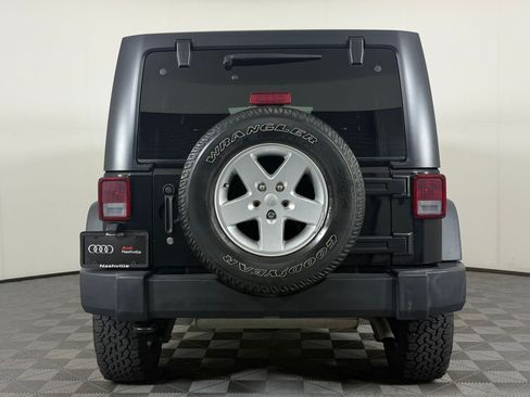 Used 2016 Jeep Wrangler Unlimited Sport w/ Quick Order Package 24S AWD/4WD image 10