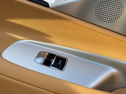 Certified 2024 Chevrolet Corvette Stingray Preferred Cpe w/ 2LT image 15