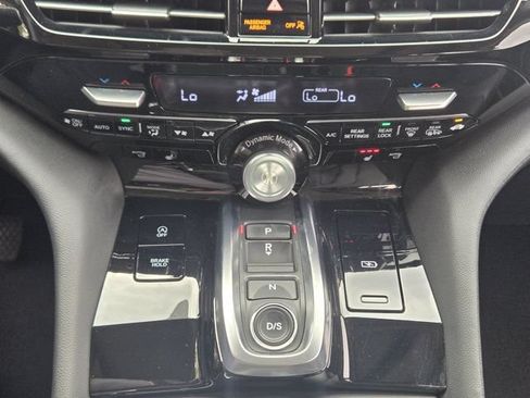 Used 2024 Acura MDX FWD image 19