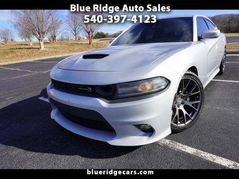 Used 2020 Dodge Charger Scat Pack w/ Plus Group image 1