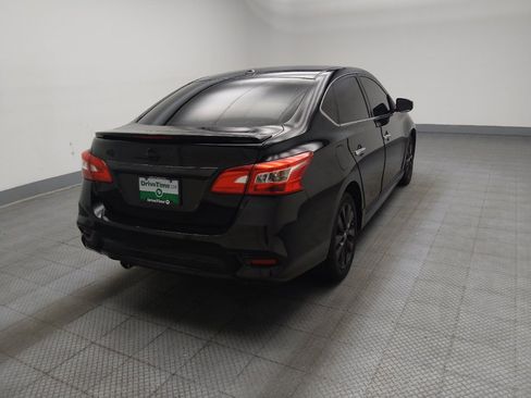 Used 2017 Nissan Sentra SR w/ SR Midnight Edition FWD image 9