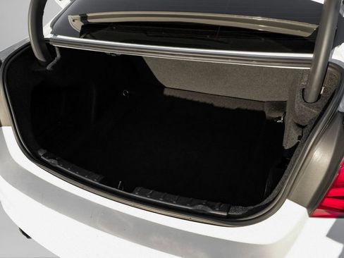 Used 2018 BMW 320i Sedan image 55