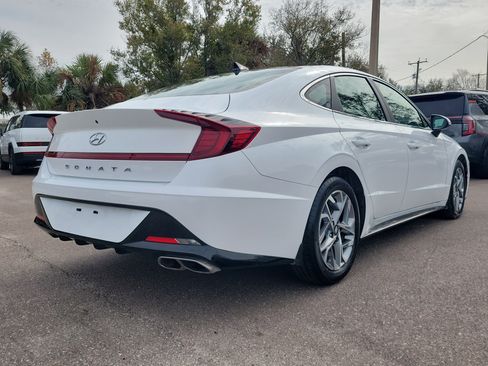 Used 2023 Hyundai Sonata SEL w/ Convenience Package image 3