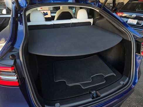 Used 2023 Tesla Model Y Long Range image 25