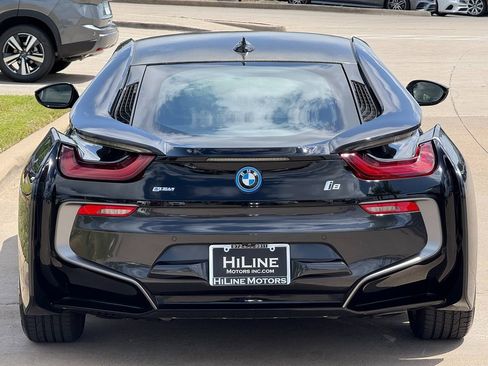 Used 2015 BMW i8 image 9
