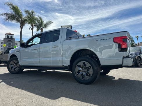 Used 2023 Ford F150 Lightning Lariat w/ Equipment Group 511A High image 3