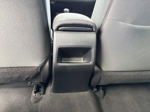 Used 2021 Toyota Corolla LE image 20