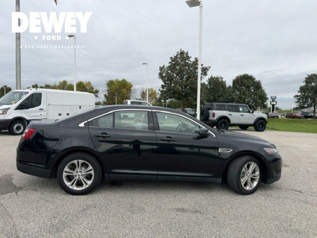 Used 2018 Ford Taurus SE FWD image 9