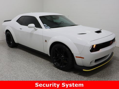 Used 2023 Dodge Challenger R/T Scat Pack image 4