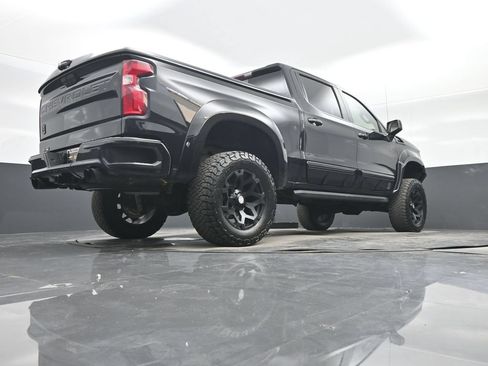 Used 2021 Chevrolet Silverado 1500 RST w/ Convenience Package II AWD/4WD image 30