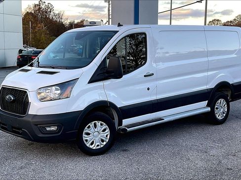 Used 2024 Ford Transit 250 Low Roof w/ Exterior Upgrade Package RWD image 3